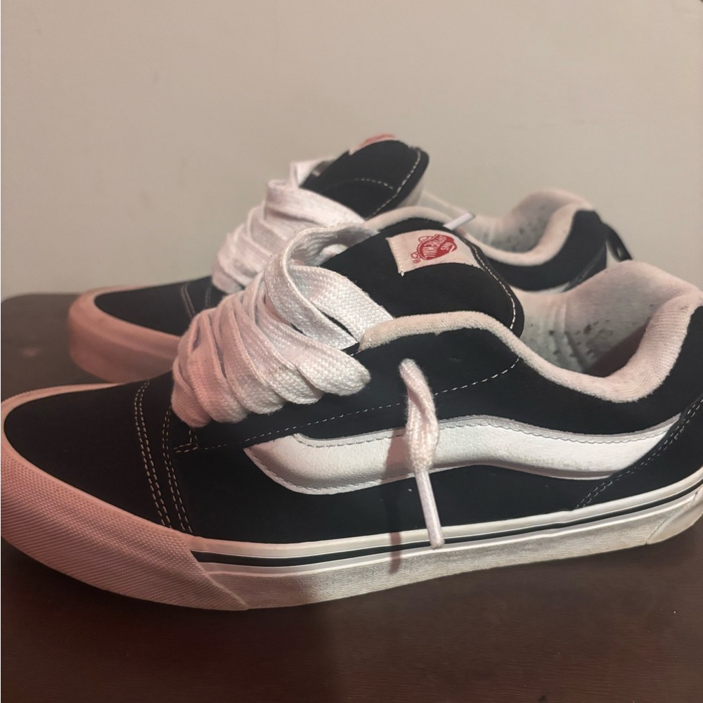 vans - Picture 3 of 5